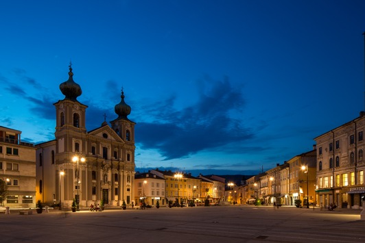 Weihnachten in Gorizia / Licht und Kunst in der Kulturstadt im Friaul