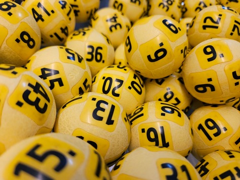 Eurojackpot dreimal nacheinander geknackt / Finne und Slowake teilen sich den Startjackpot