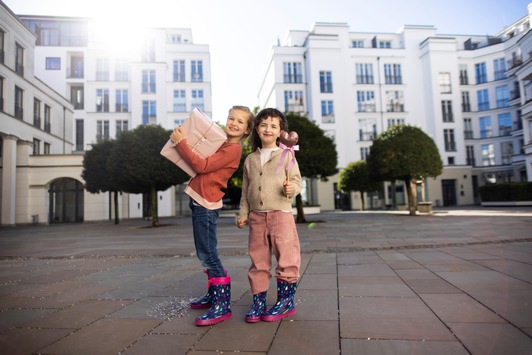 Mit Hoffnung ins neue Jahr: DEICHMANN erfüllt Kindern ihre Herzenswünsche und lässt Träume wahr werden!