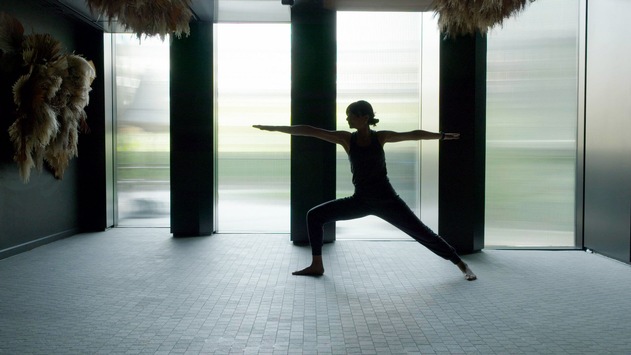 „Yoga – Lifestyle mit Nebenwirkungen“: 3sat taucht ein in die Geheimnisse der Yogawelt