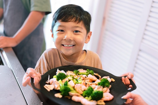 Vergleich: So gesund essen Kinder in anderen Ländern / Die Qualität von Kita- und Schulessen ist hierzulande schwankend. Andere Länder zeigen, wie´s besser geht