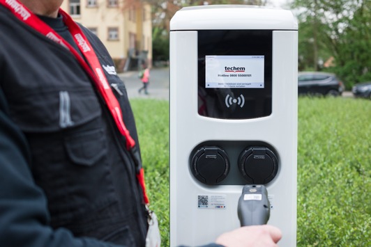 Ausbau der Ladeinfrastruktur für E-Mobilität - Neue E-Ladesäulen auf 300 Liegenschaften des Bundes