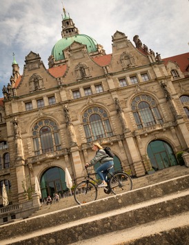 Kulturroute in Niedersachsen: 800 Kilometer Radreise durch Geschichte, Kunst und Natur Kulturroute in Niedersachsen: 800 Kilometer Radreise durch Geschichte, Kunst und Natur