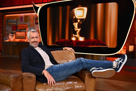 Wenn der Nippel zum Buzzer wird: ProSieben zeigt "TV total - Das Quiz" am Mittwoch, 4. November