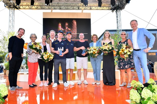 SWR / „Ehrensache“-Preise 2022 in Gerolstein verliehen / Publikumspreis geht an Daniel Grimm aus Billigheim-Ingenheim