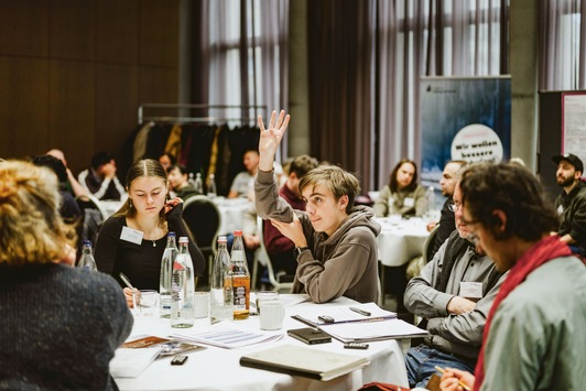 Kita-Pflicht, Noten erst ab Klasse 9, Hausaufgaben abschaffen: Der Bürgerrat Bildung und Lernen veröffentlicht 19 Empfehlungen