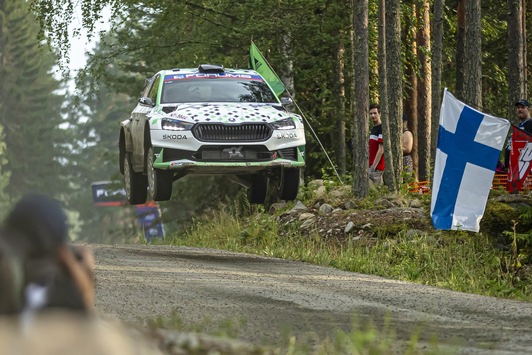 Finnland-Rallye: Erneutes WRC2-Podium für Škoda-Crew Robert Virves und Jakko Viilo