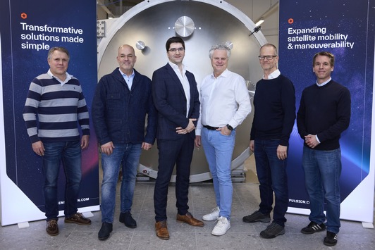 ENPULSION erhält 22,5 Millionen Euro: Weltmarktführer für Satellitenantriebe startet globale Space-Mobility-Offensive