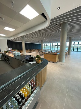 Kulinarischer Genuss für Mitarbeitende und Besucher / Klüh eröffnet Cantinetta am EUREF-Campus Düsseldorf