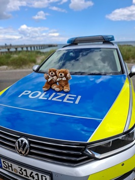 POL-KI: 260611.1 Kreis Plön: Übergabe von 200 Tröste-Teddys an die Polizei im Kreis Plön