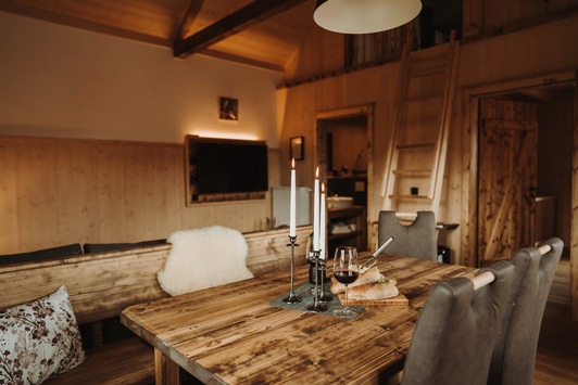 Entspannung pur im urigen Ferienhaus mit Sauna in Schotten - Oberwald Chalets Hessen
