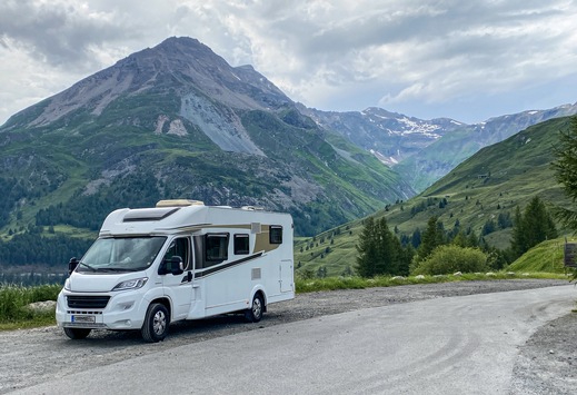 Urlaub mit dem Wohnmobil: Was tun bei Panne oder Unfall