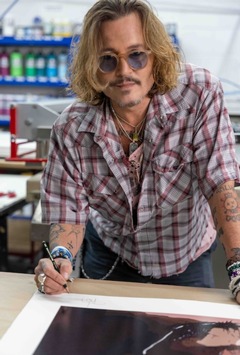 INTRODUCING JOHNNY DEPP / Originale Kunstwerke von Johnny Depp werden in Fulda präsentiert