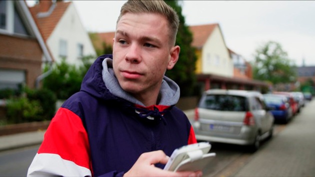 "Jugendland": ARD Mediathek startet sechsteilige NDR Doku-Serie über das Erwachsenwerden auf dem Dorf