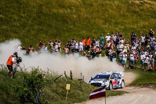 Starke Vorstellung von M-Sport Ford bei der WM-Rallye Polen mit weiterem Podiumsresultat