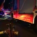 FW-MH: Menschenrettung aus brennendem Dachgeschosszimmer #fwmh Hydrant mit Löschfahrzeug und Drehleiter vor dem Objekt.
