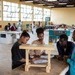 Helvetas forme également des charpentiers à Bahir, en Ethiopie. Texte complémentaire par ots et sur ...